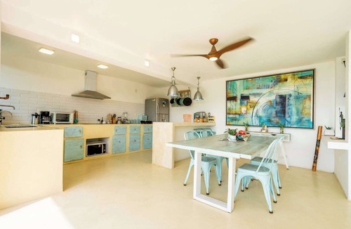 Tequesquitengo Villa | Luxury House with Pool, fire Pit & Lake view