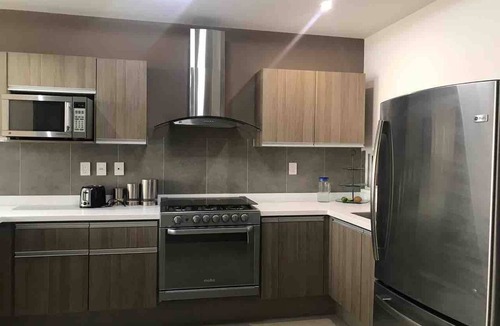 Queretaro House | Luxury house with all the amenities Gym Seg Aa cal Pool Tv Wifi