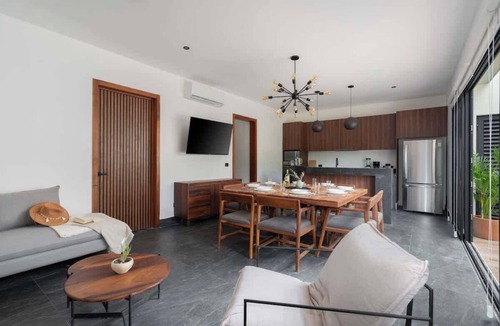 La Veleta Villa | Luxury Jungle Villa with Private Pool & Concierge