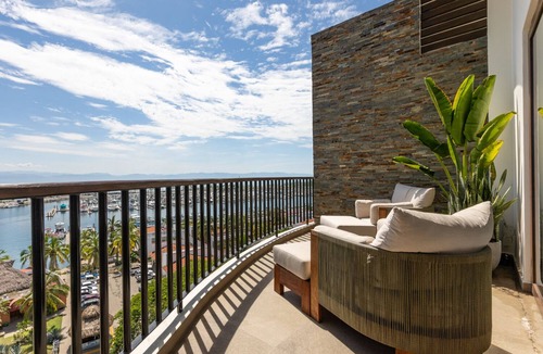 La Puntilla Condo | Luxury Marina Condo 503