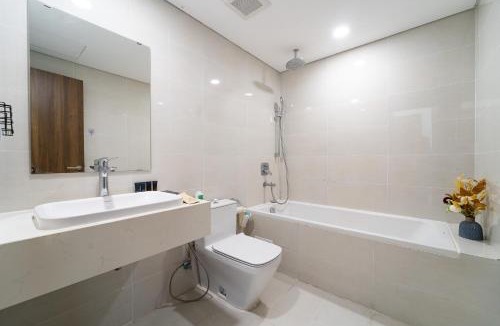 Binh Thuan Apartment | Luxury modern apartment at Eco Green Saigon