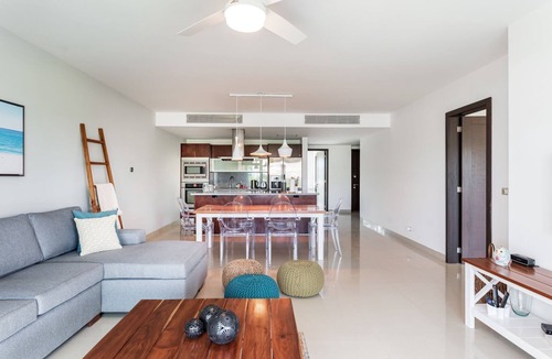 Puerto Juarez Condo | Luxury Ocean view condo in Mareazul Beach front - Almajuma House