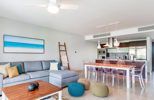 Puerto Juarez Condo | Luxury Ocean view condo in Mareazul Beach front - Almajuma House