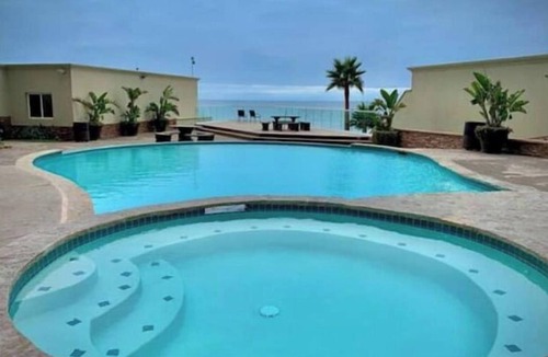 Rosarito Apartment | Luxury Ocean View beach front POOL & Jacuzzi Condo