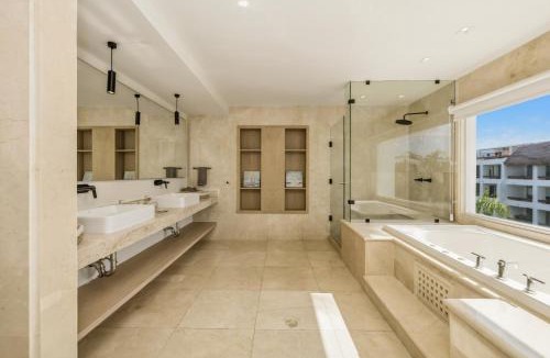Costa Maya Apartment | Luxury Penthouse with Oasis Private Rooftop