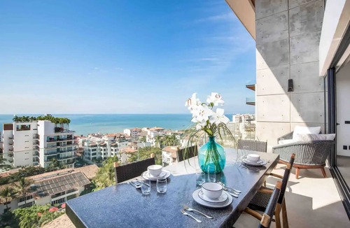 Alta Vista House | Luxury Puerto Vallarta Penthouse in Romantic Zonenn