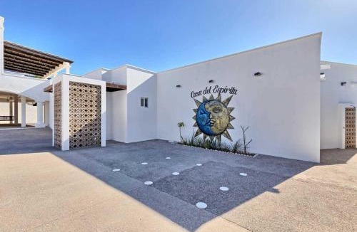 Las Conchas House | Luxury & Spacious Beachfront Home Casa Espiritu