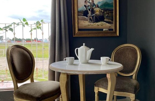 Apizaco House | Luxury Suite
