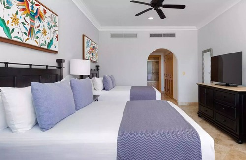 Flamingos Resort | Luxury two-bedroom, two-bathroom suite @ Villa La Estancia Resort, Sleeps upto 6