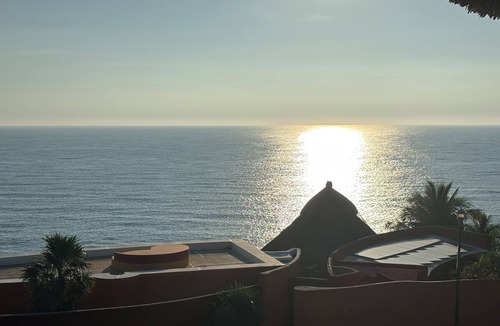 Santa Maria Huatulco House | Luxury Villa in Residential Conejos with private pool and rooftop
