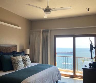 La Punta Villa | Luxury villa with 6 bedrooms up to 14 adults and 4 children at La Punta with private c h e f, daily housekeeping and gym
