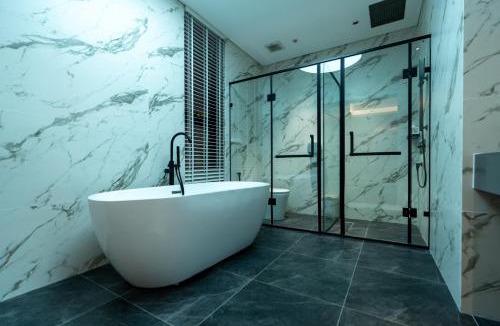 Dien Ban Villa | LUXURY VILLA WITH 6 BEDROOMs