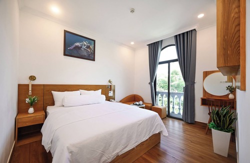 Binh Tan Hotel | Ly Ly Hotel 2