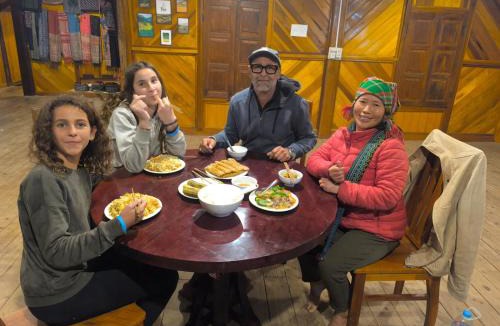 Sa Pa House | Má Si H'mông Homestay Tả Phìn
