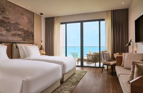 Ong Lang Hotel | Mövenpick Resort Waverly Phu Quoc