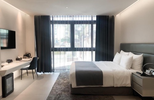Dong Khoi Hotel | M Hotel Saigon