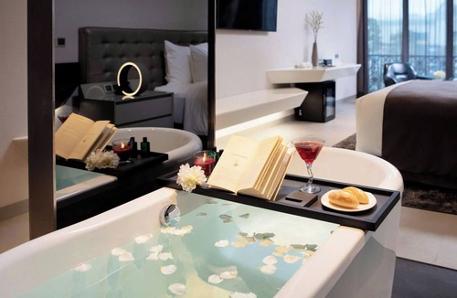 Dong Khoi Hotel | M Hotel Saigon