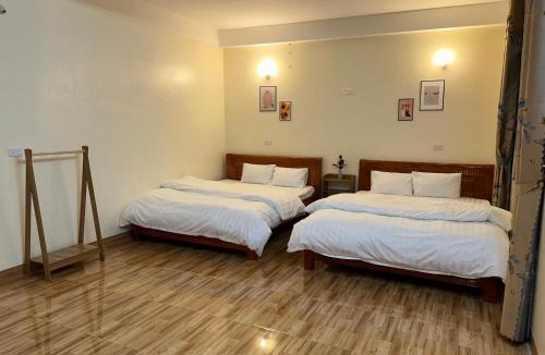 Ha Giang Hotel | Ma Pi Adventures Ha Giang Loop Tour & Motorbike Rental