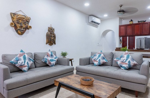 Gonzalo Guerrero Condo | Magic Paradise by BRIC Vacation - 3 bedroom Penthouse steps from Mamita's Beach!