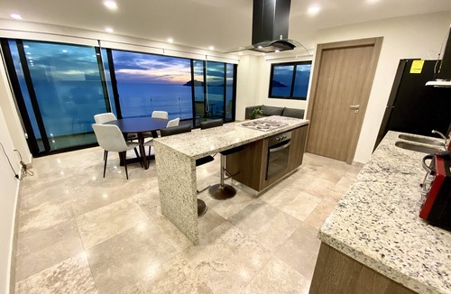Mazatlan Apartment | Malecon de Mazatlán Vista al mar y Alberca Infiniti en Terraza Central Tower 801