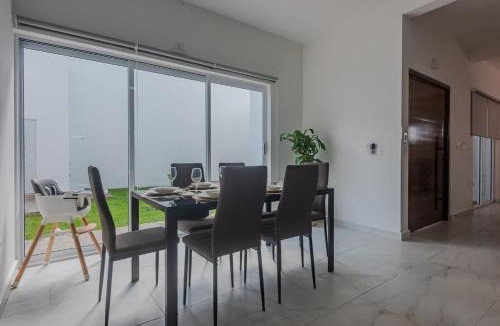 Colonia Centro House | Malibu Residential 3BD - Lia