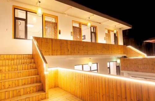 Dachegou Hotel | ManBuYunDuan.Theme Inn