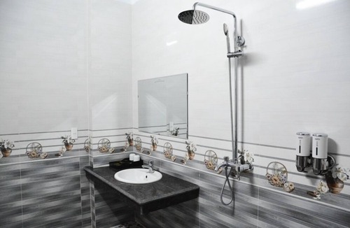 Moc Chau Hotel | Manh Tuan Hotel Moc Chau - by BAY LUXURY