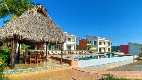 Santa Cruz Villa | MARACUYA at Limoncito Beach