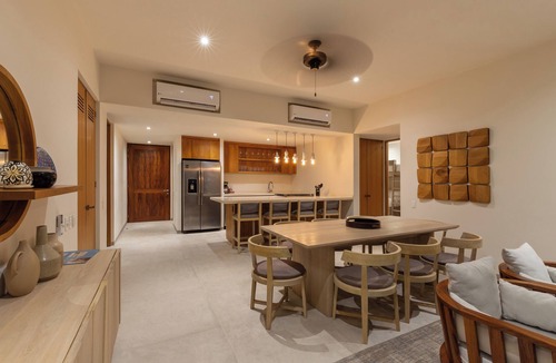 Zihuatanejo Apartment | Marea Beachfront Villas