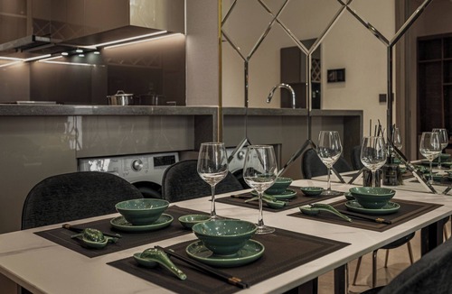 Da Kao Apartment | MarQ luxury Apartment Pool, Gym, Sauna, City Centern