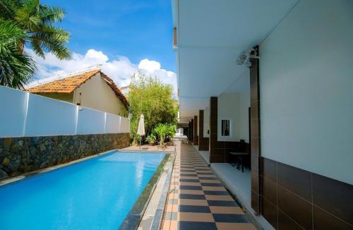 Di Linh Hotel | Matie Beach Hotel & Resort