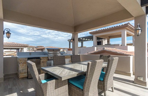 Paraiso Escondido Apartment | Mavila Quivira condo & rooftop with sunset view!