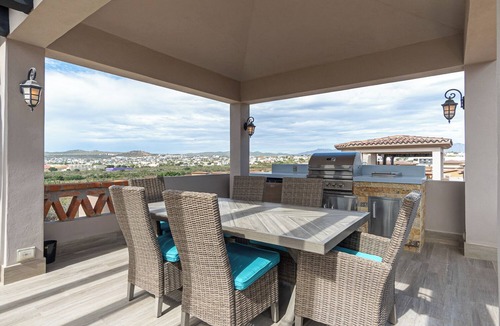 Paraiso Escondido Apartment | Mavila Quivira condo & rooftop with sunset view!