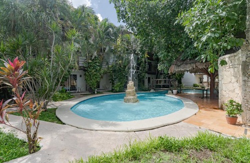 Gonzalo Guerrero Hotel | MAYAN ART Hotel Boutique - 10Th Ave