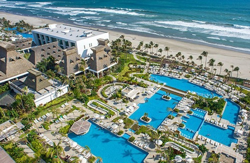Puente del Mar Resort | Mayan Palace, Acapulco- a beautiful beachfront resort, 1 bedroom suite