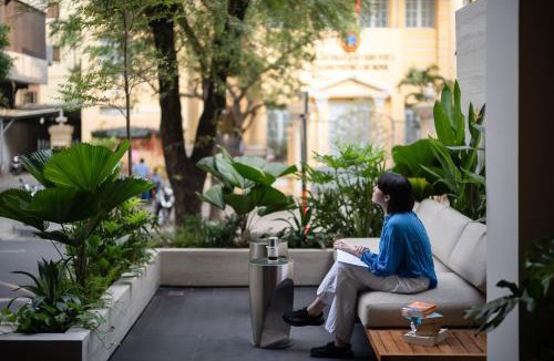 Ben Nghe Hotel | MEANDER Saigon