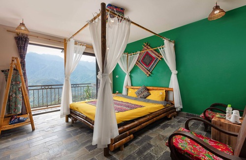Sa Pa Hostel | Mega View Homestay