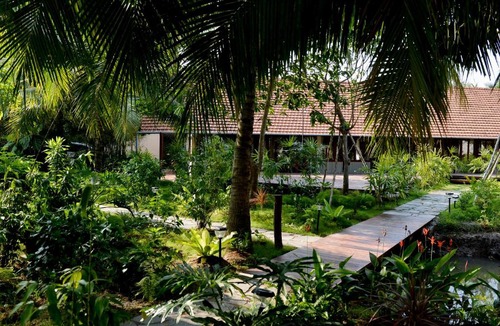 Ben Tre Cabin | Mekong Heritage