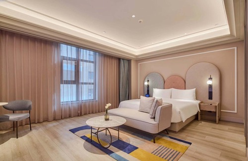 Yanta Qu Hotel | Mercure Xian Gaoxin Dazhai Road