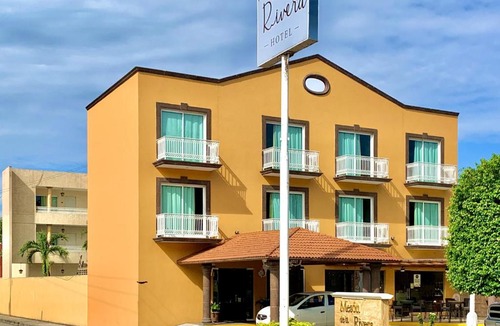 San Juan Bautista Tuxtepec Hotel | MESÓN DE LA RIVERA