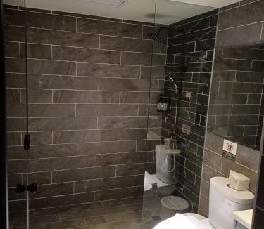 Xinyi Hotel | Meworld Hotel - Songshan