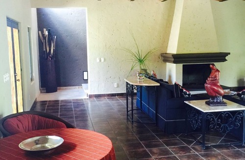 Ajijic House | Mexican Summer Getaway in Perfect Climate