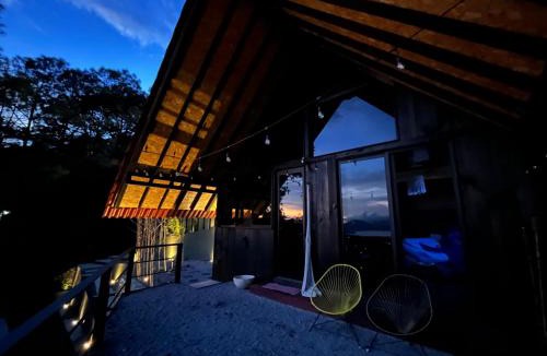 El Santuario Ski Chalet | Mi Refugio Nordico Buho Cabin