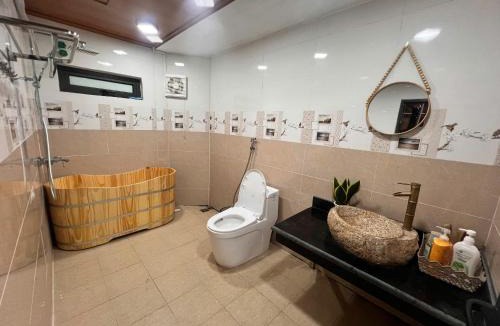 Cao Bang Cabin | MiCasa - Nhà gác mái trên đỉnh đồi
