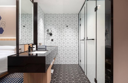 Taicang Hotel | Microtel By Wyndham Taicang Shaxi