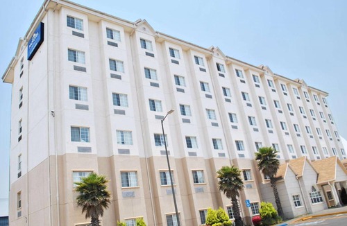 Toluca Hotel | Microtel Inn and Suites by Wyndham Toluca