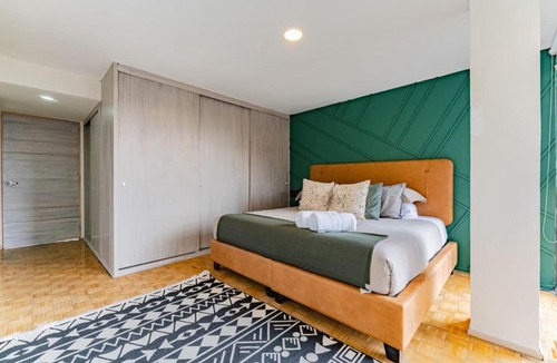 Cuauhtemoc Apartment | Mid-Century Gem Prime Location Near Dining & Shops