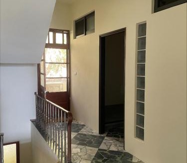 Emei House | Mihu Mountain Bed and Breakfast