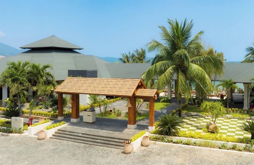 Lien Chieu Hotel | Mikazuki Villas - The Ryokan