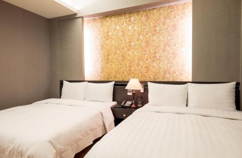 West District Hotel | Military 75 Hotel
